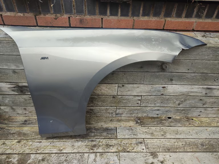 2 X Repairable BMW G20 G21 M Sport Wings Damaged Genuine